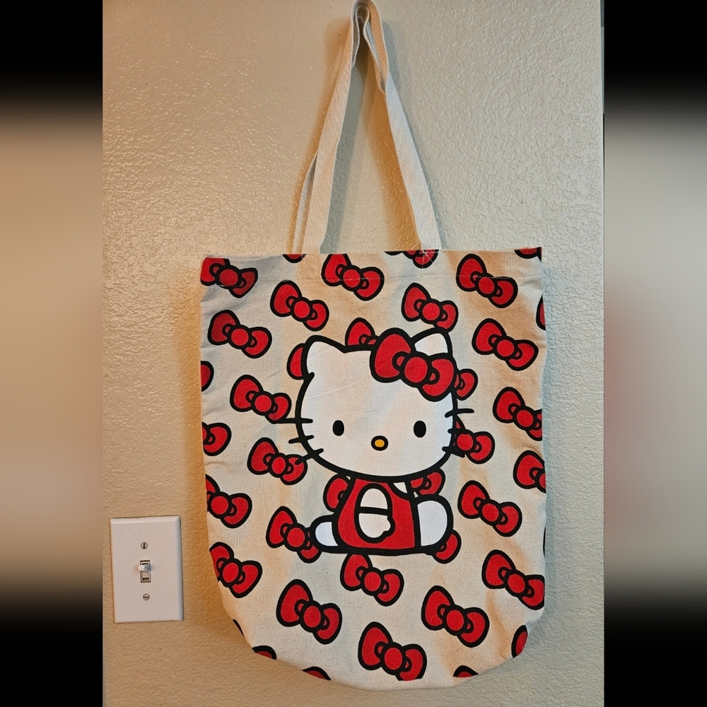 Sanrio: Hello Kitty Canvas Tote Bag 🎀